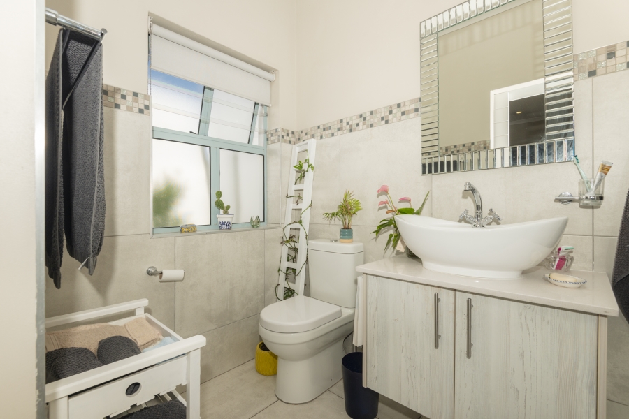 3 Bedroom Property for Sale in Blue Lagoon Western Cape